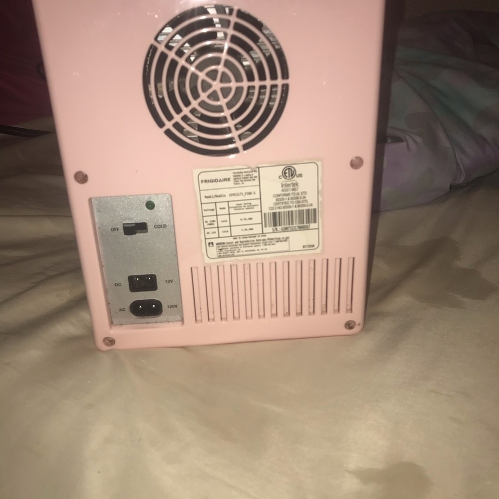 Mini fridge - Picture 12 of 14